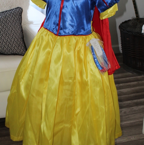 SNOW WHITE COSTUME - Picture 12 of 13